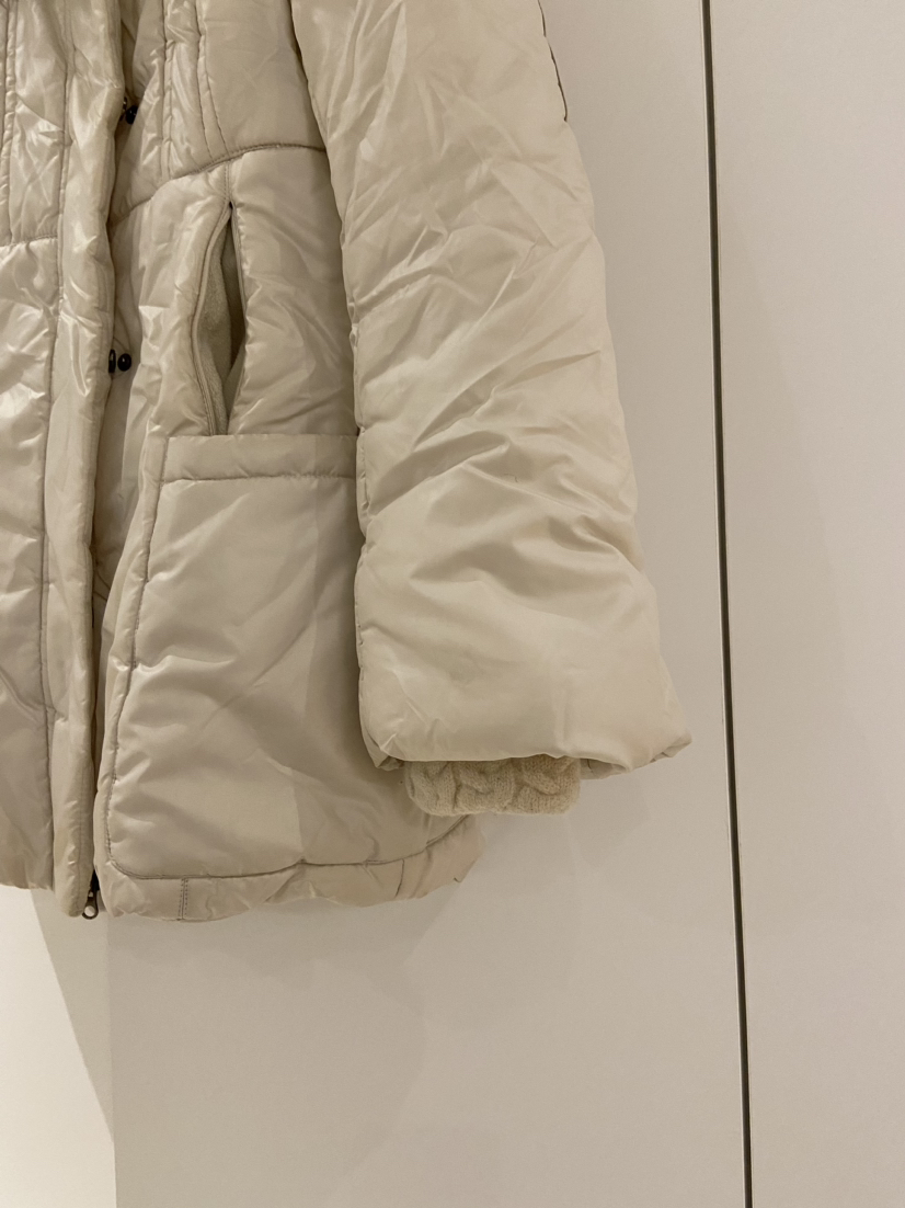 Mackage cream winter coat size XS image indicator(5)