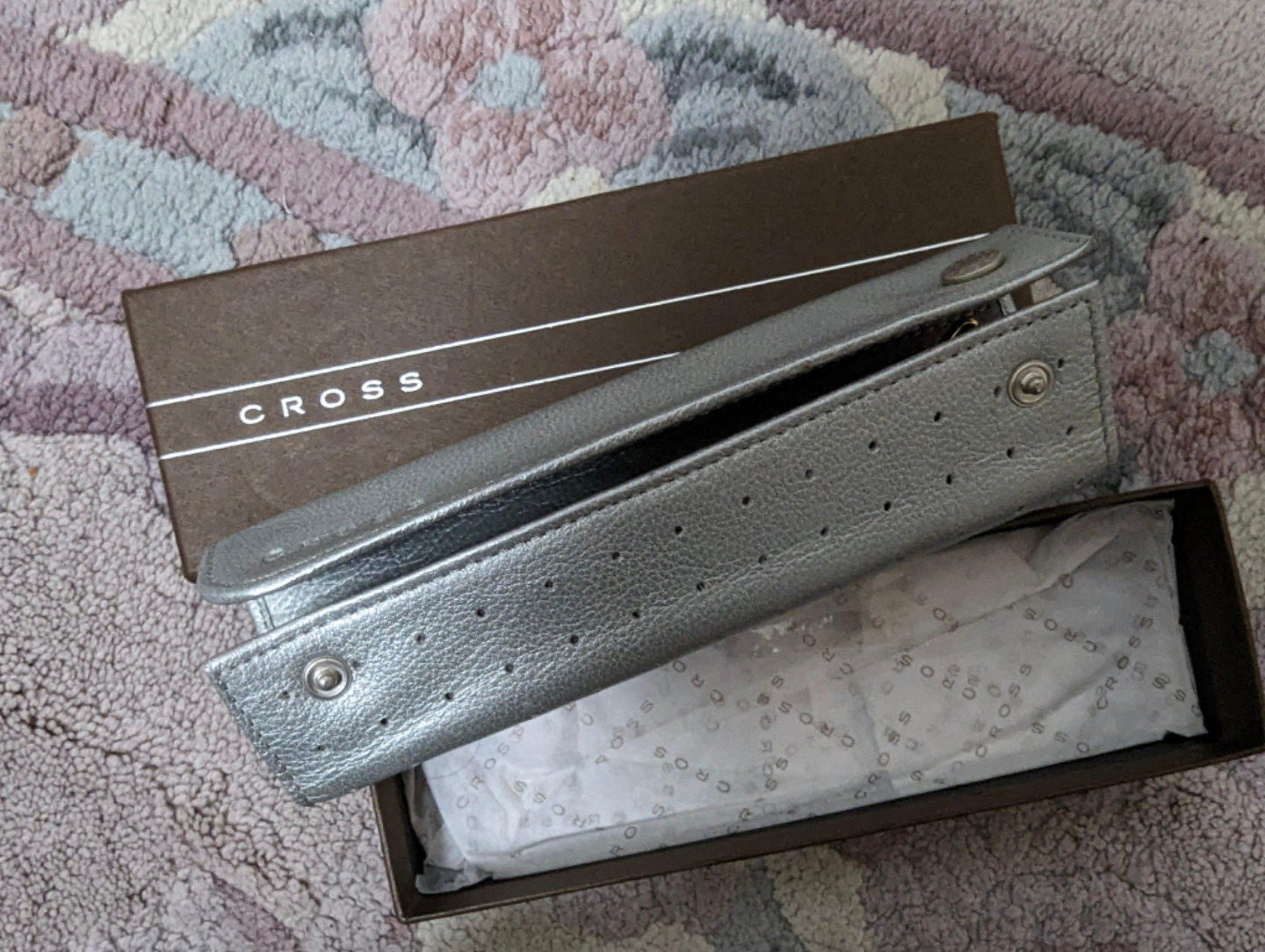 Cross Pen Holder - Grey image indicator(4)