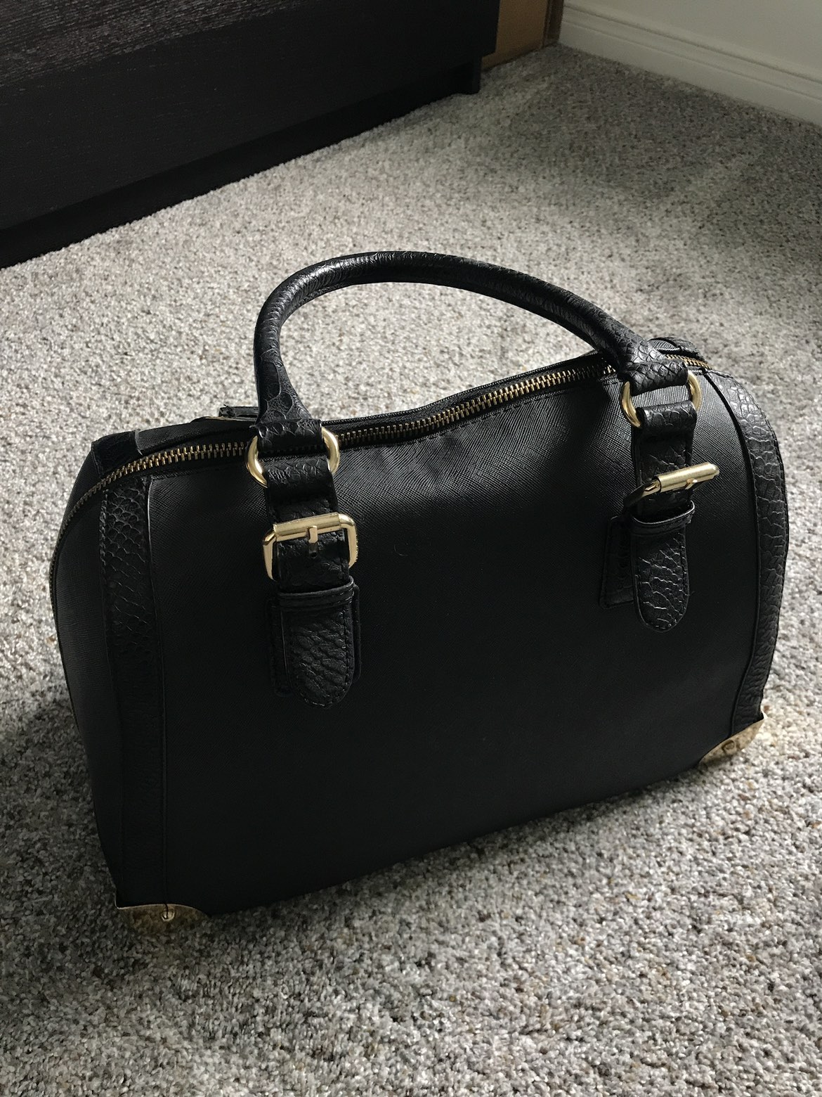 Black and gold ALDO bag - photo 3