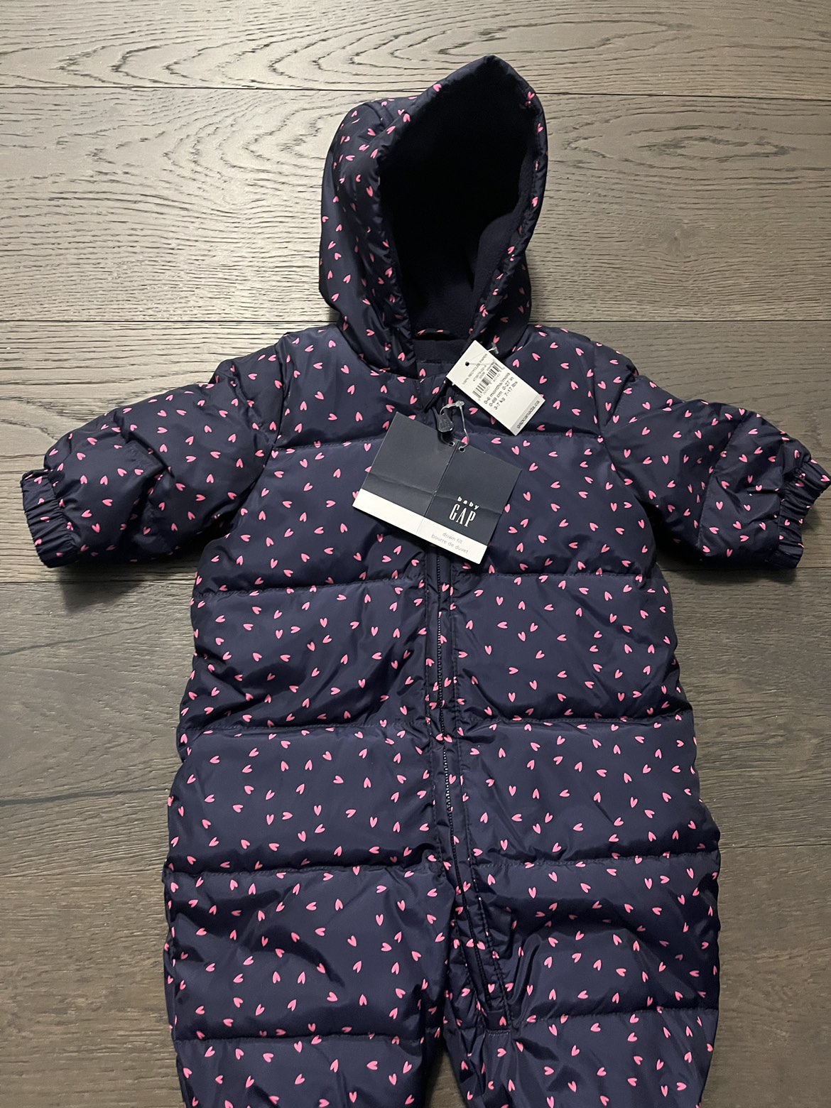 Baby gap girl down filled snowsuit 0-6M NWT ret $139 image indicator(2)