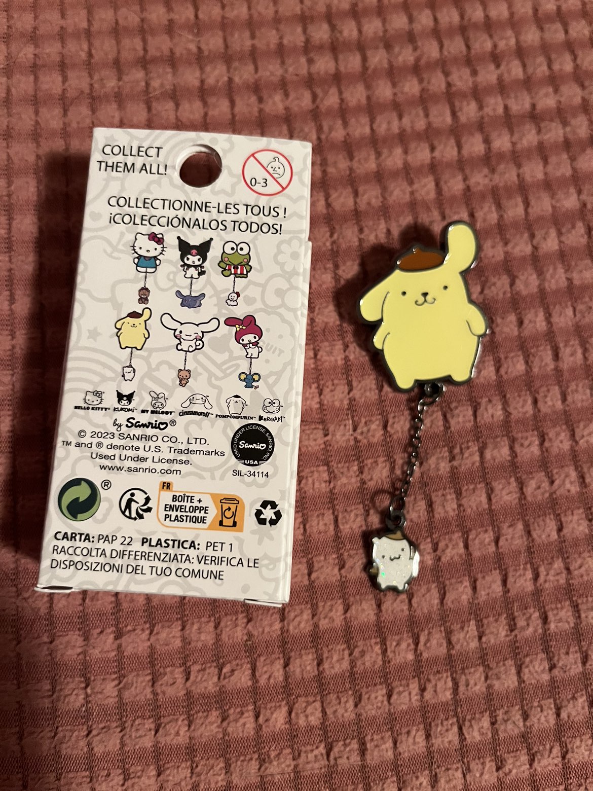 Pompompurin “Friend charm” blindbox enamel pin image indicator(2)