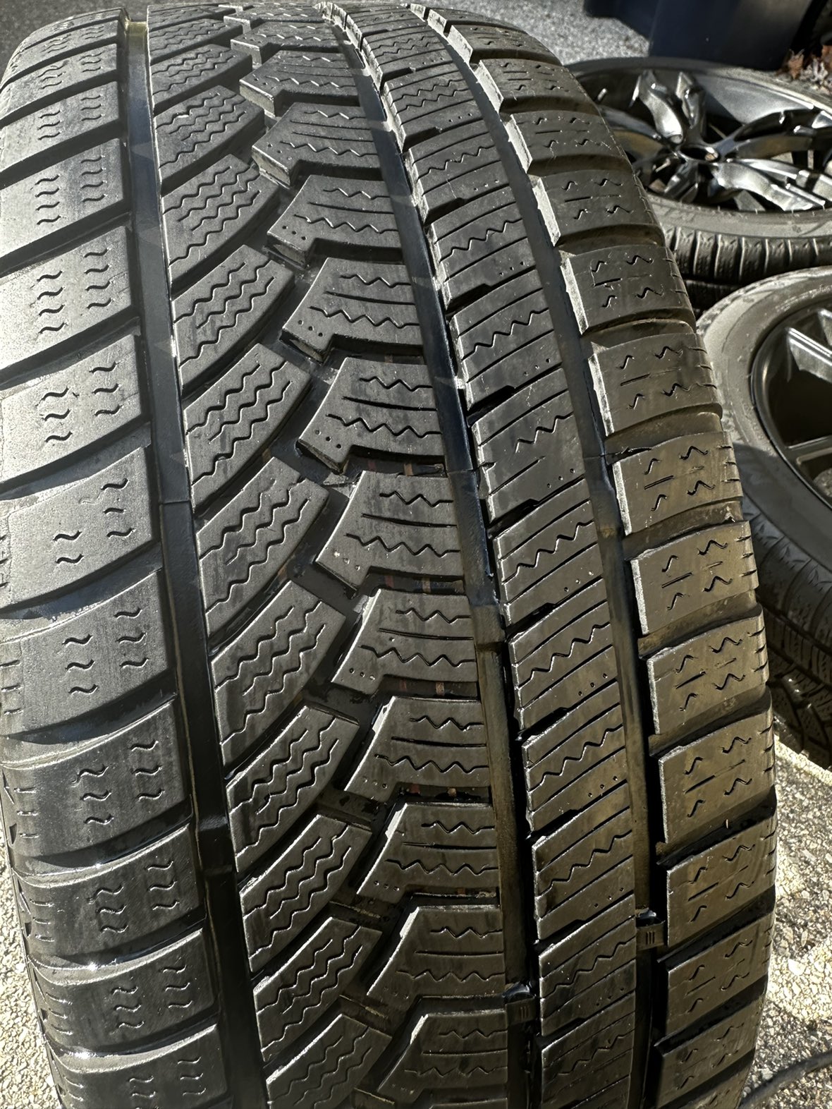 Set Winter rims and tire - photo 4