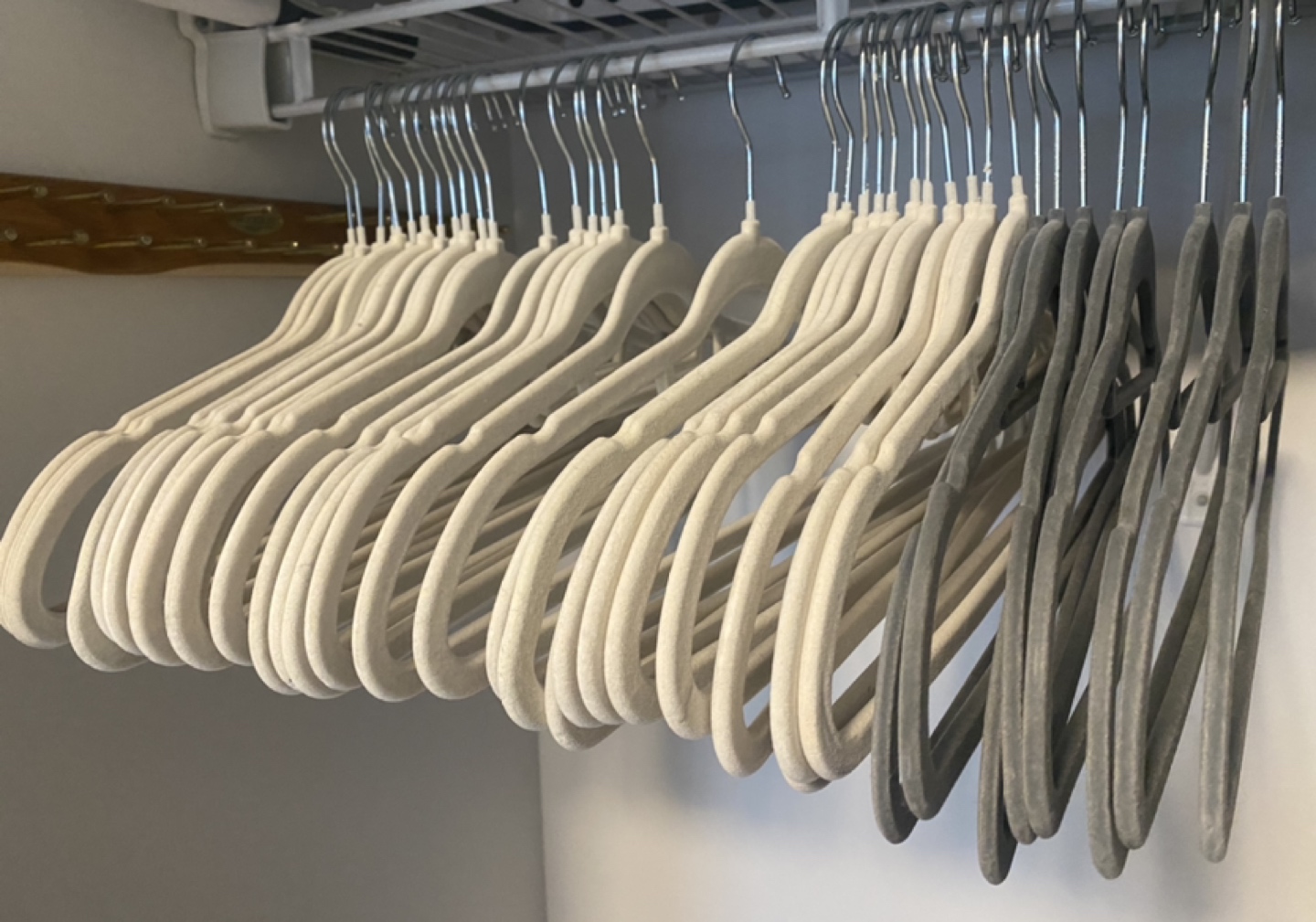 Felt hangers (38)