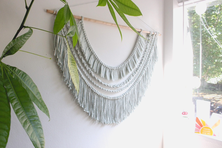 Large fringe macrame wall hanging - photo 3