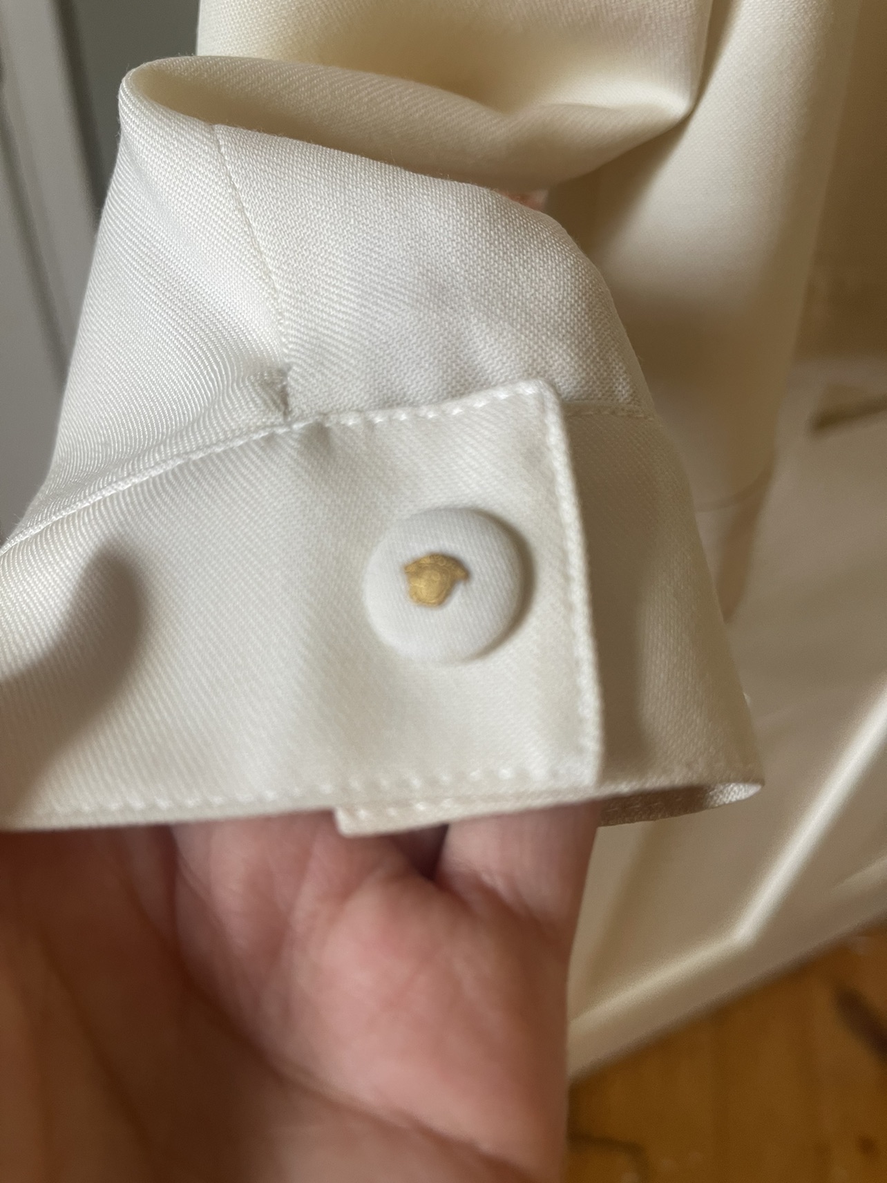 🎁Gianni Versace Blazer women’s size 4 image indicator(8)