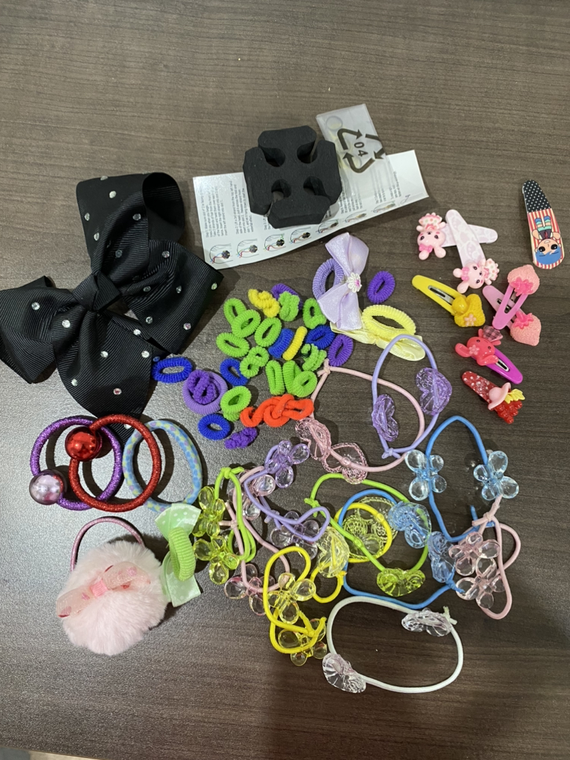 Matching Rubber bands for girls thumbnail