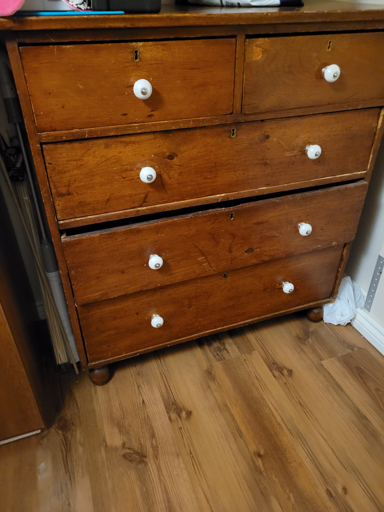 barnyard furniture thumbnail