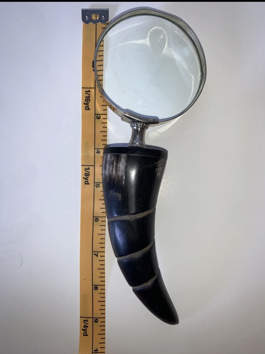 Magnifying Glass Black Brown Polished Spiral Handle Horn 9" image indicator(10)