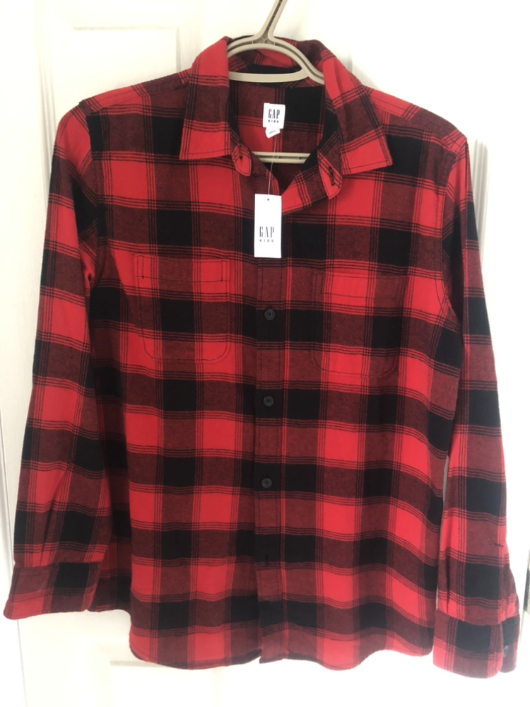 Boys flannel shirt , size XL , brand new with tag from Gap