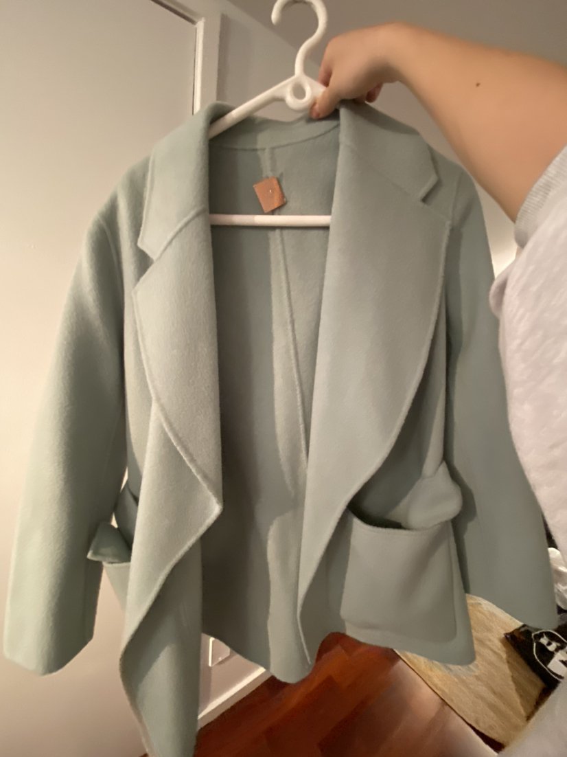 Coats - photo 2
