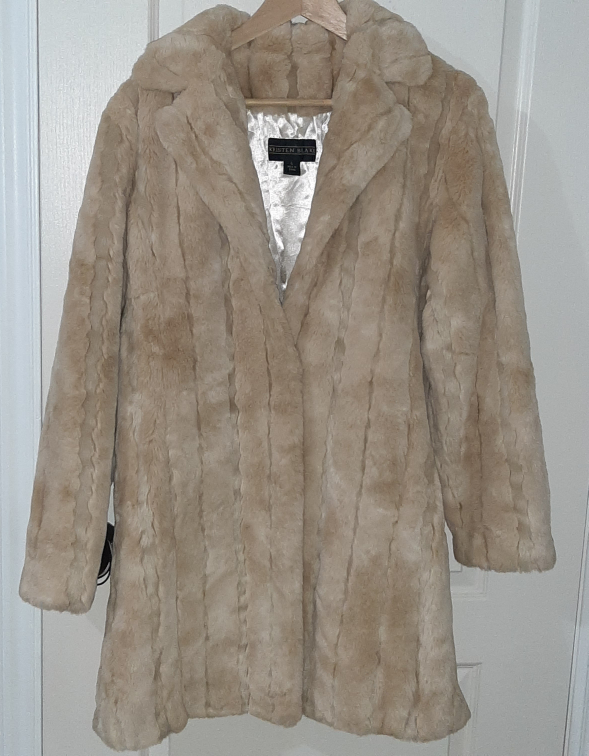 Faux Fur Coat image indicator(2)