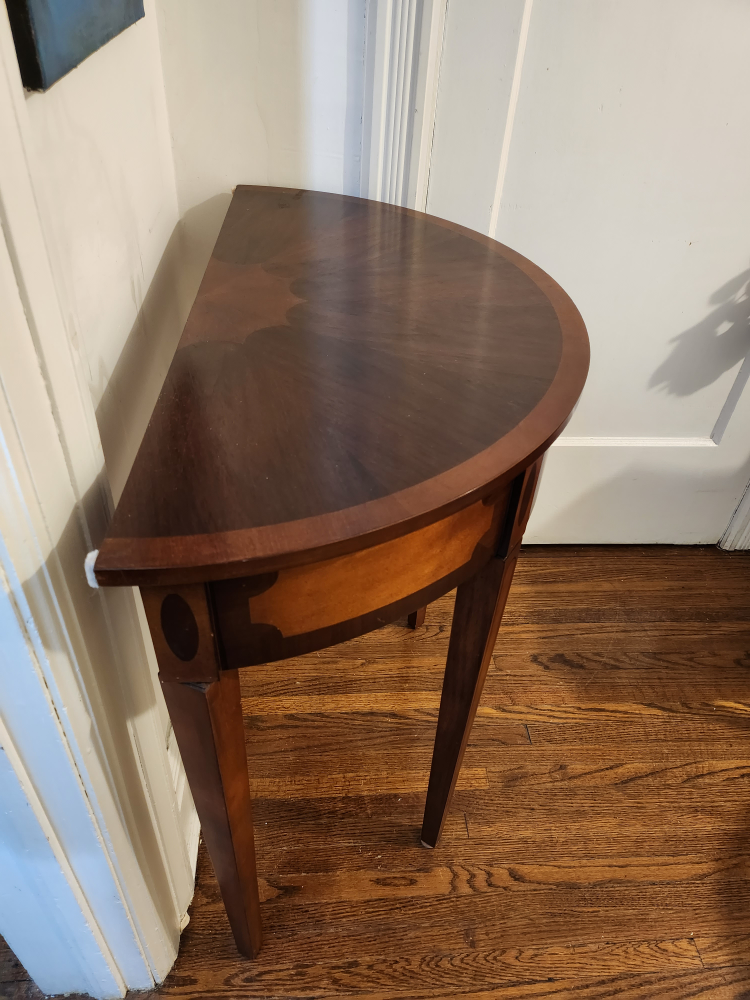 Entrance table - photo 3