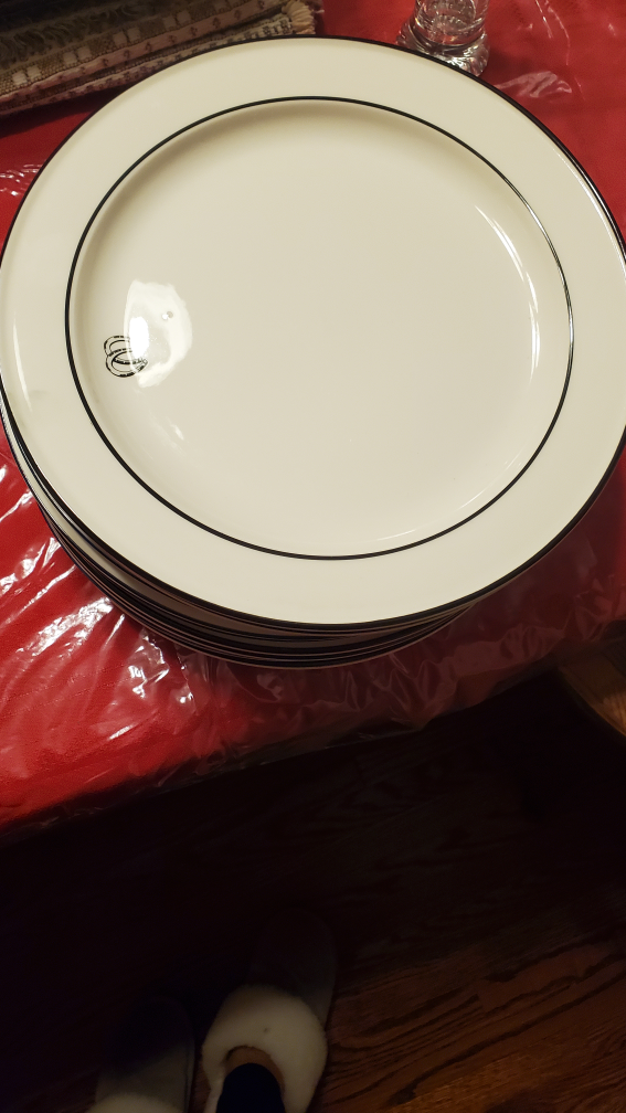 #freecycle Dinner plates thumbnail