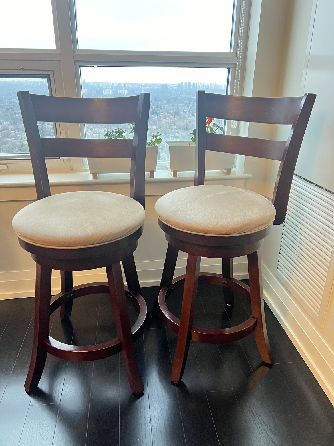 Swivel Counter & Bar Stools - photo 2
