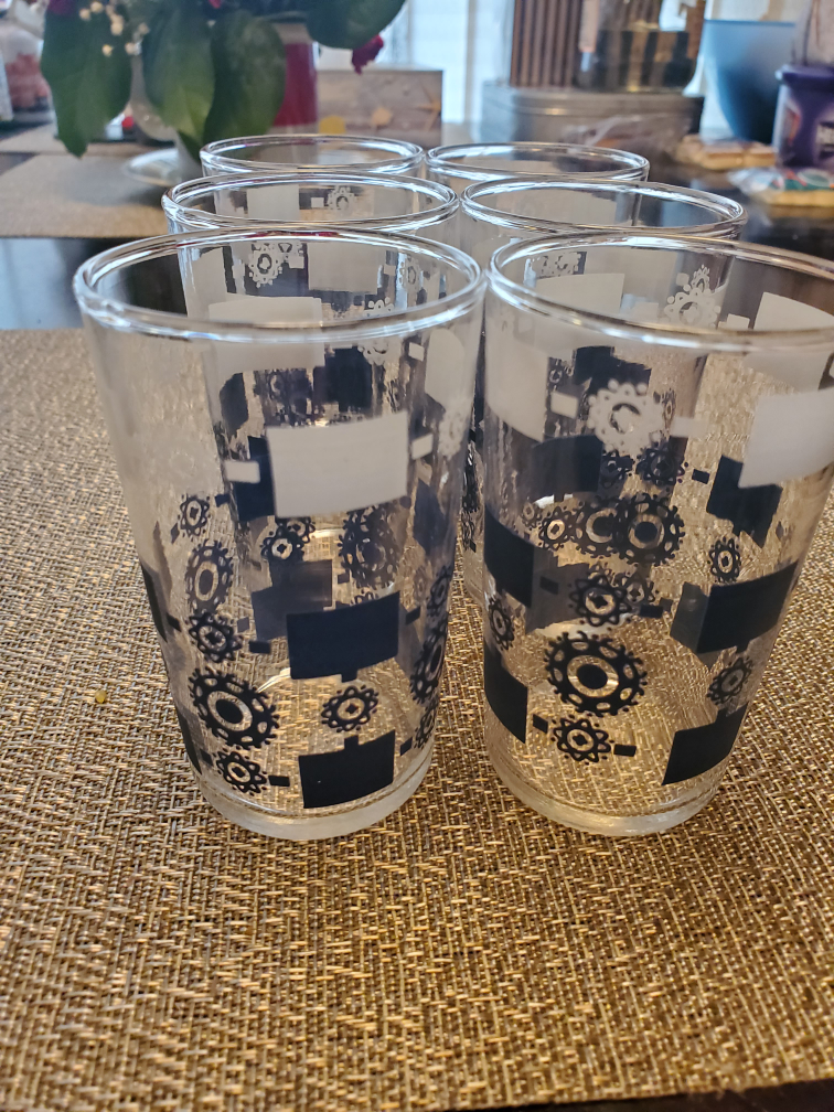 Vintage decanter juice set image indicator(3)