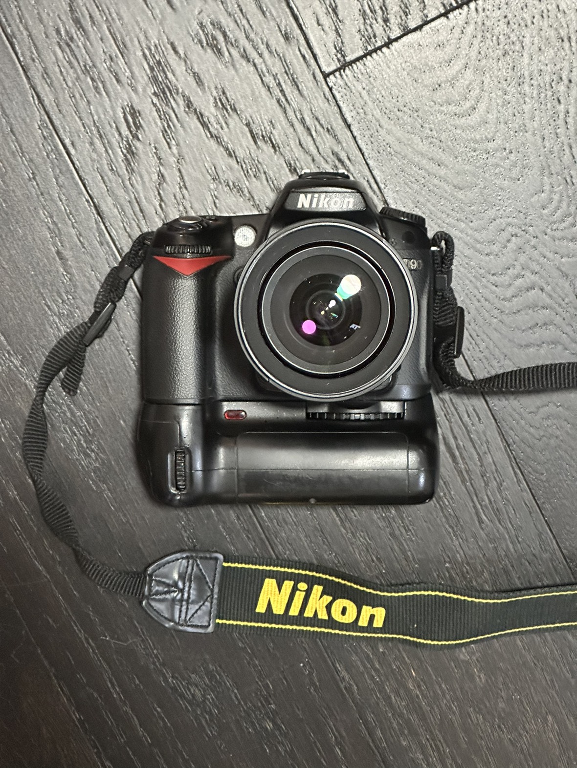 Nikon D90 Lens Grip Set thumbnail