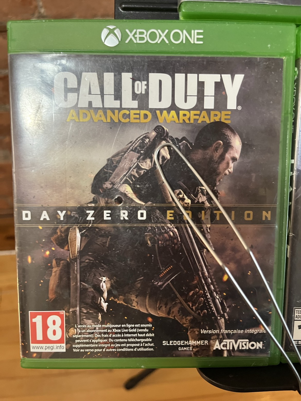 XBOX ONE CONSOLE 1 TB image indicator(7)