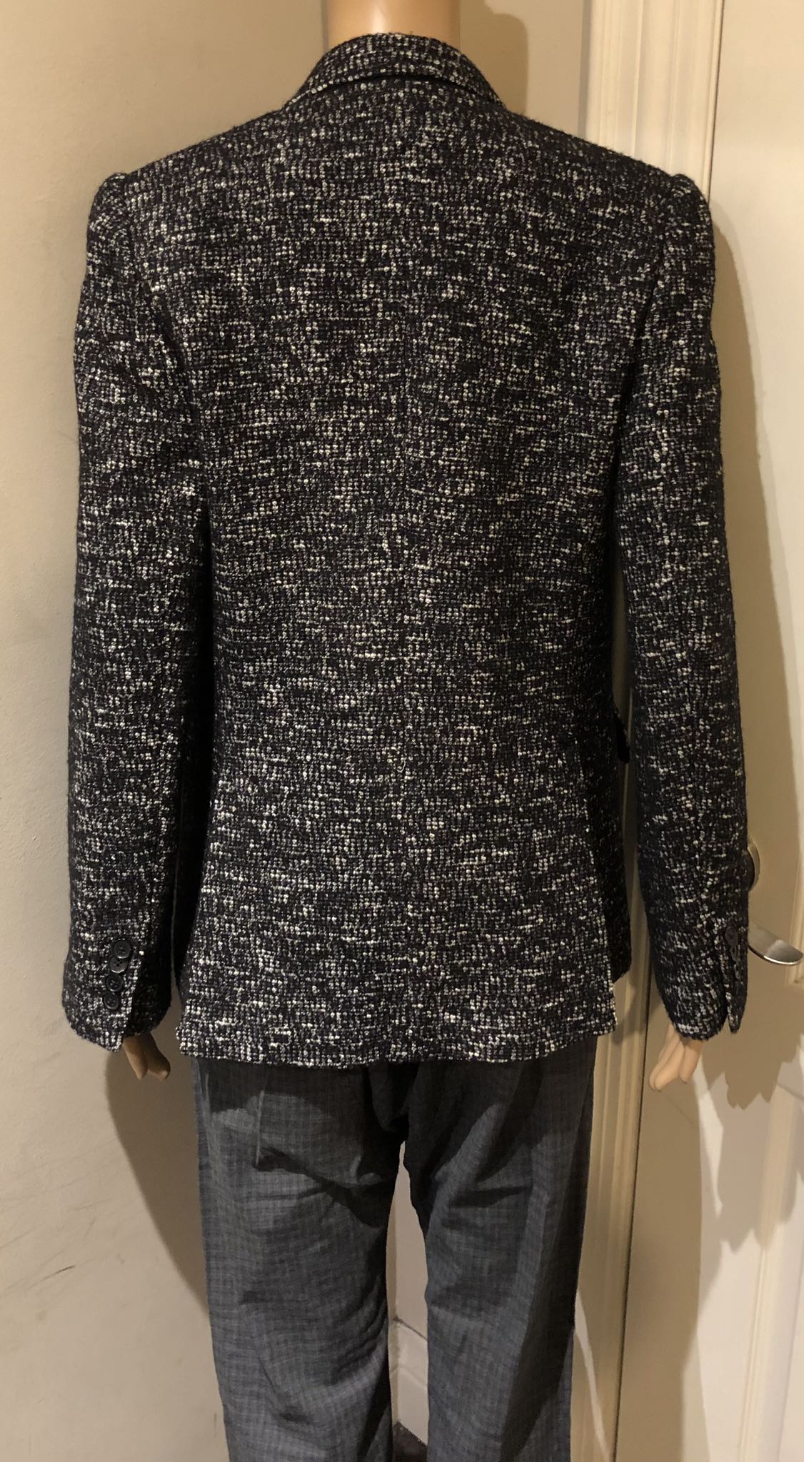 Women’s Aritzia Wilfred Tweed Jacket Size S(4-6) - photo 3
