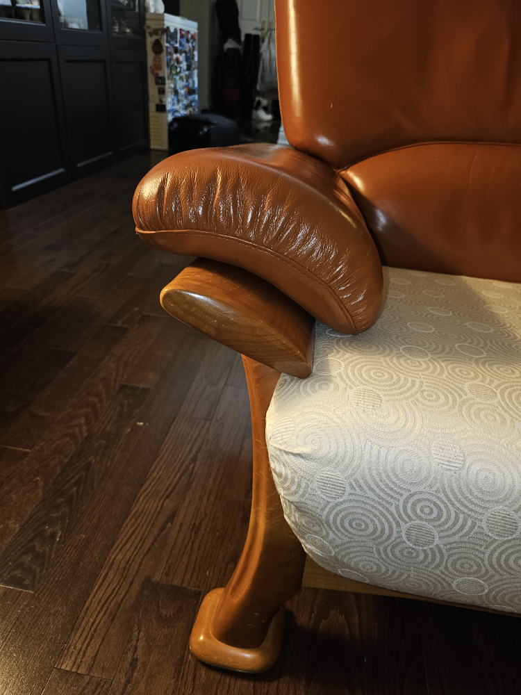 sofa & chair - photo 5