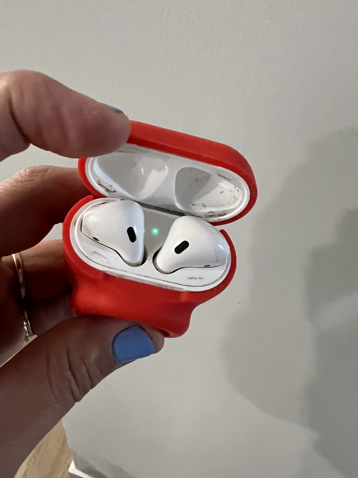 AirPods 2