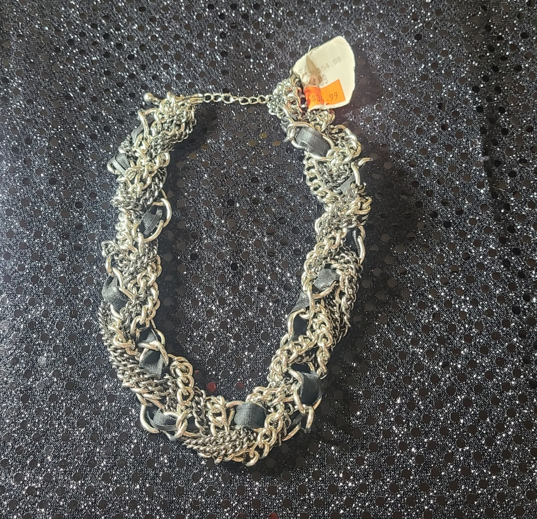 fashion necklace