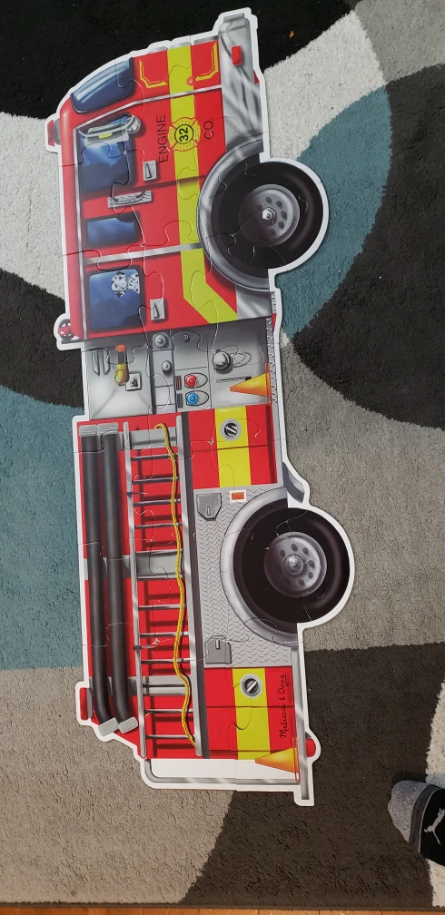 Giant fire truck puzzle - photo 4