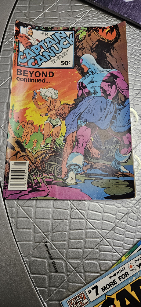 CAPTAIN CANUCKS COMICS BOOKS #FREECYCLE - photo 5