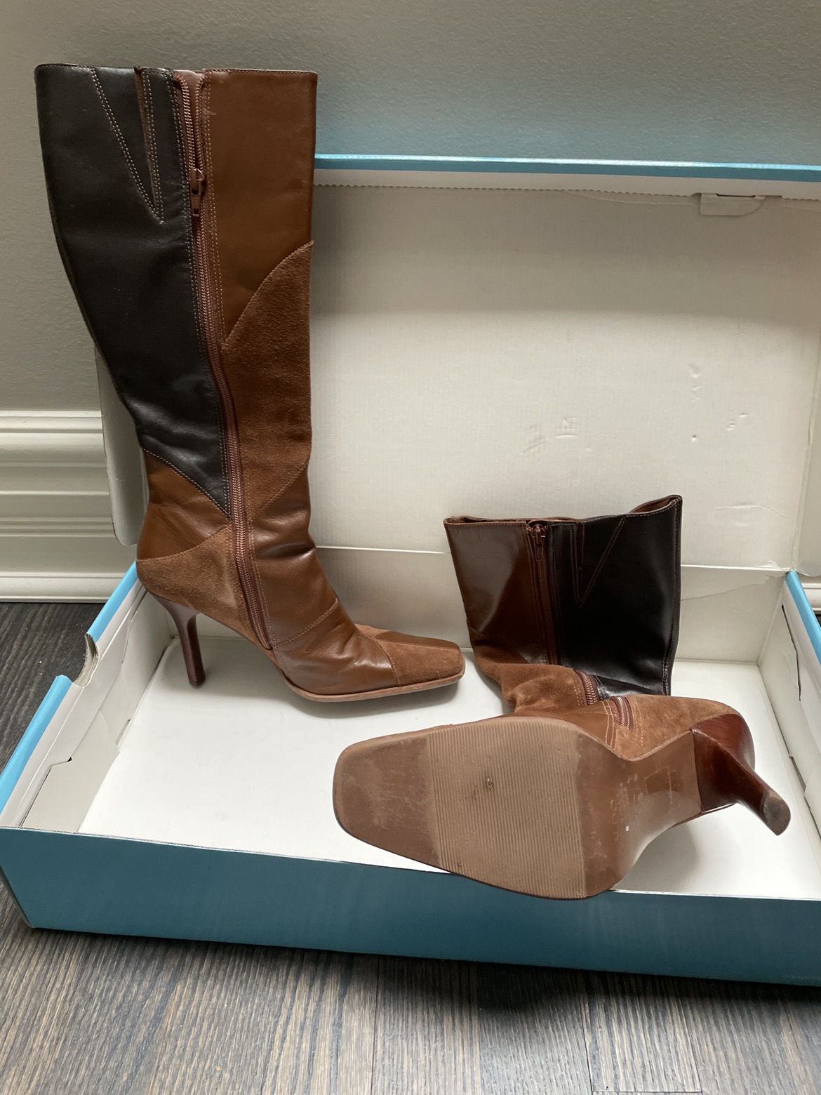 Dress boots