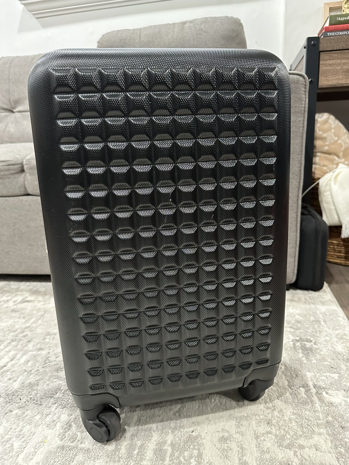 Samsonite Carryon Luggage Spinner 20” thumbnail