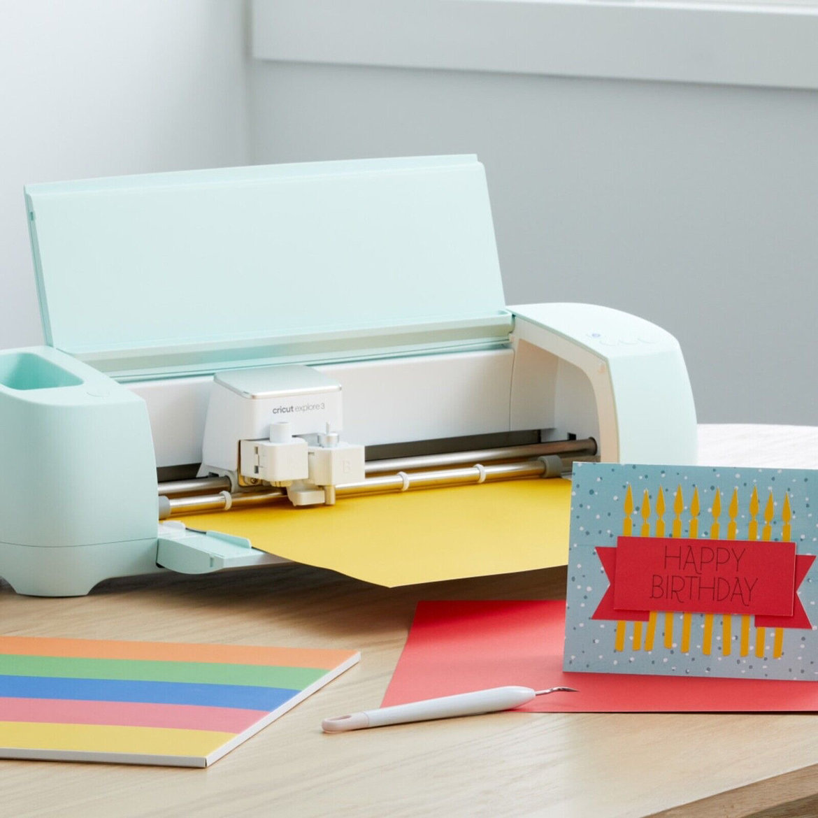 BRAND NEW Cricut Explore 3 + Essentials Bundle - photo 5