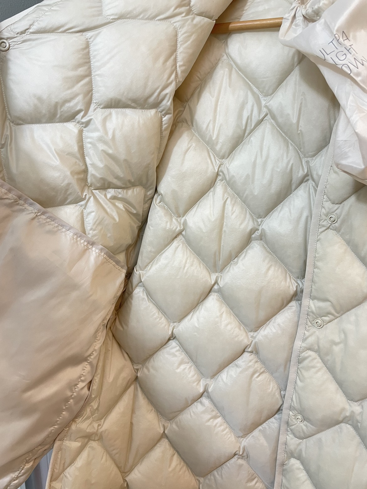 Uniqlo - Ultra Light Down Relaxed Jacket (size XL) - photo 4