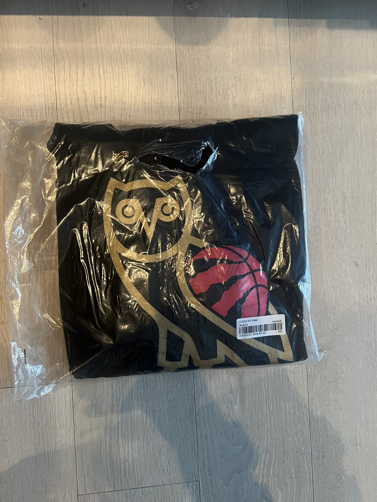 OVO x RAPTORS hoodie Medium BNIB