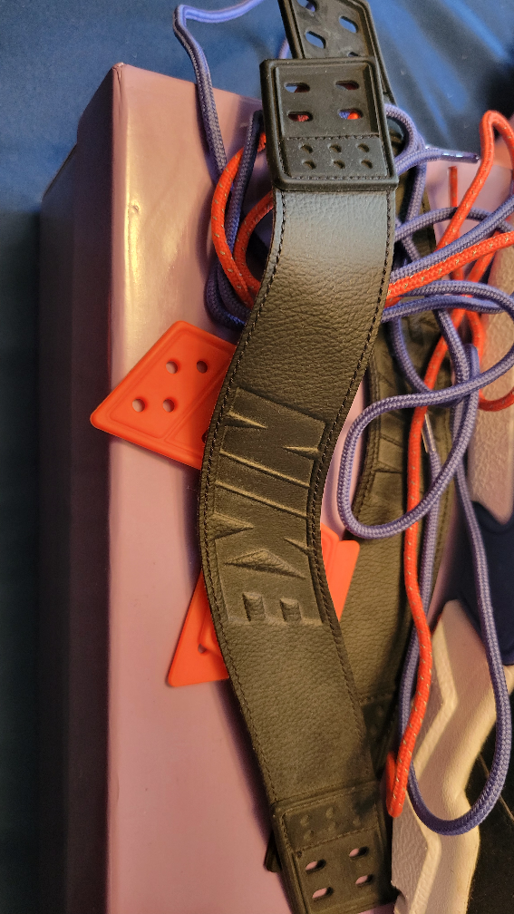 Nike Air Huarache size 13 image indicator(2)