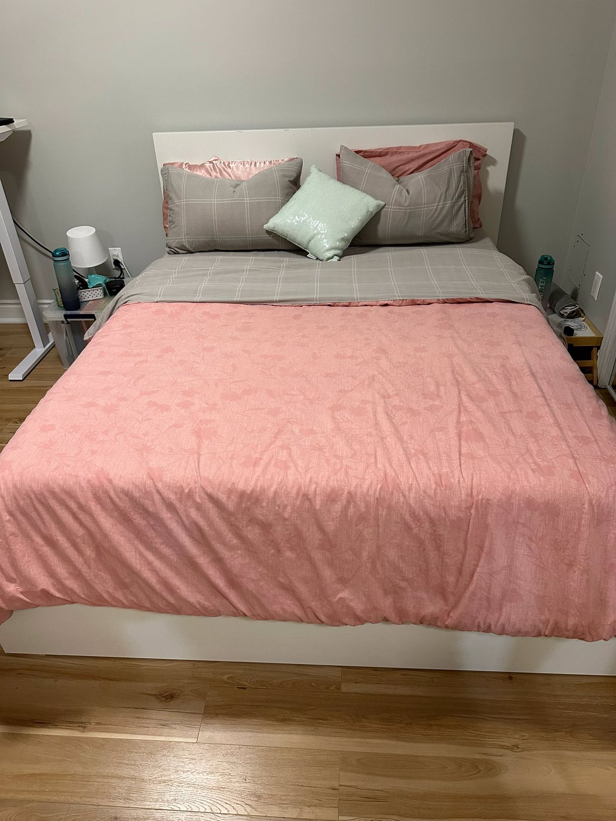 Queen size bed frame ( IKEA MALM) white color