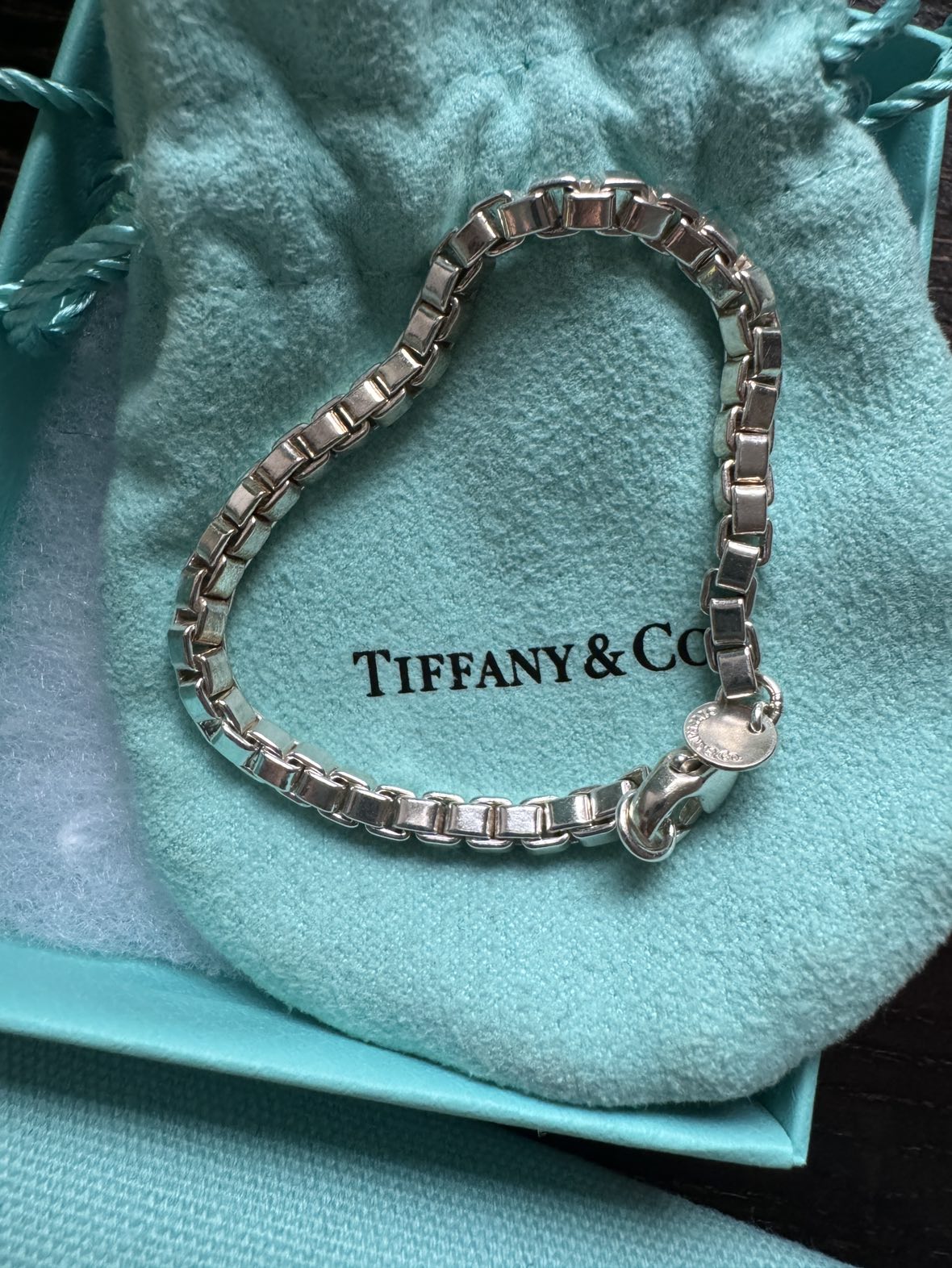 Tiffany & Co. VENETIAN LINK BRACELET image indicator(3)