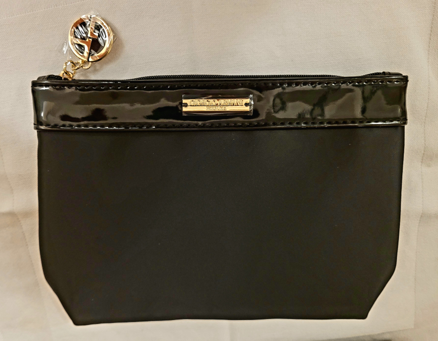 BNIB Giorgio Armani Make-Up Pouch image indicator(5)