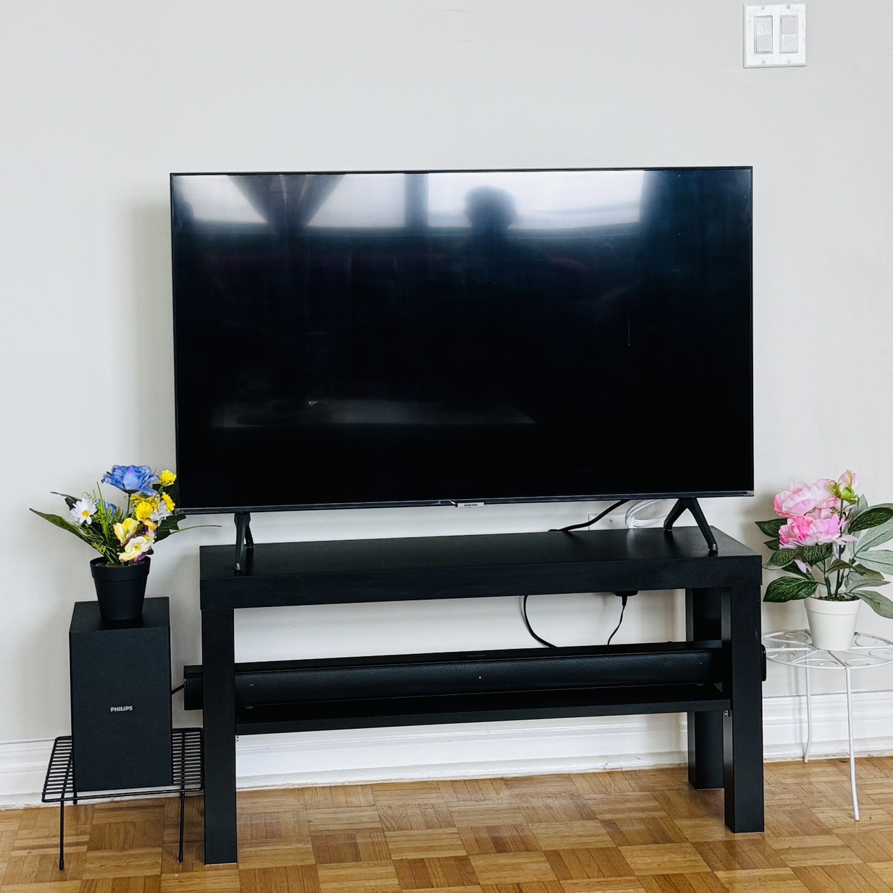 IKEA TV Stand / TV Bench - photo 2
