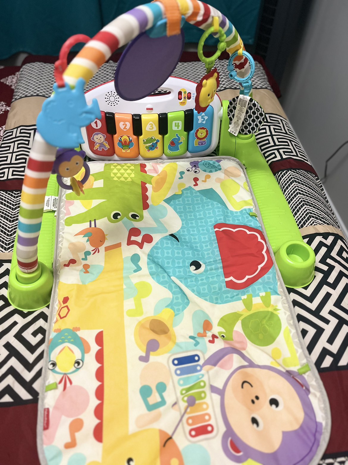 Fisher price play at with piano 🎹 - photo 2