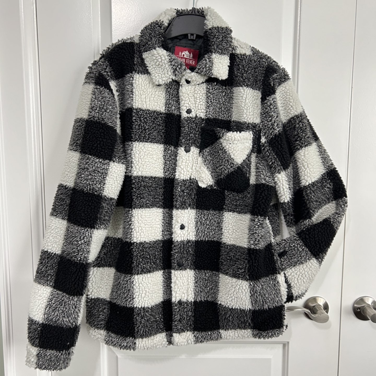 buffalo plaid black and white sherpa fall jacket | size S - photo 2