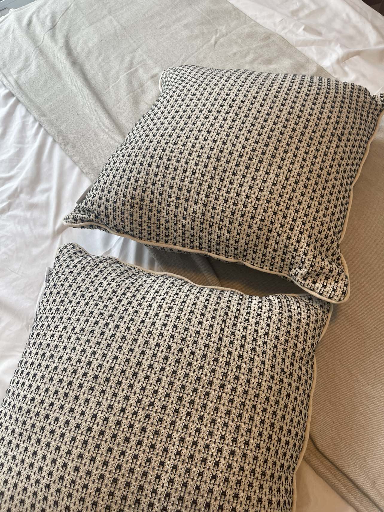 2 black and white cushions thumbnail