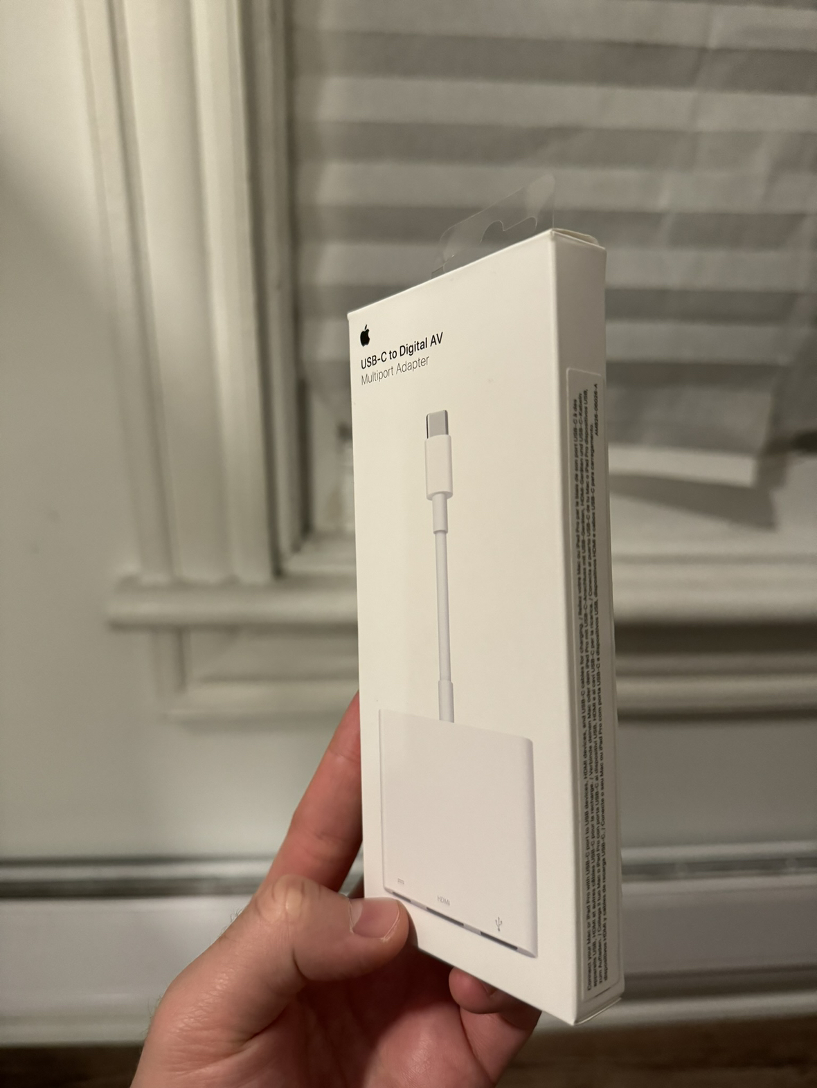 APPLE USB-C MULTIPORT ADAPTER (BRAND NEW)