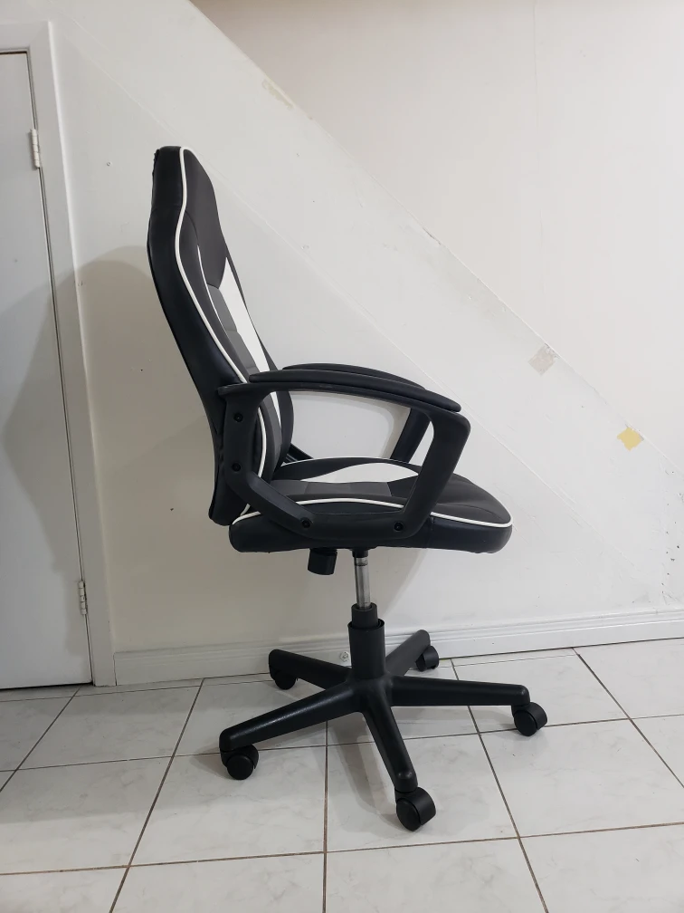 office chair / gaming chair - photo 2