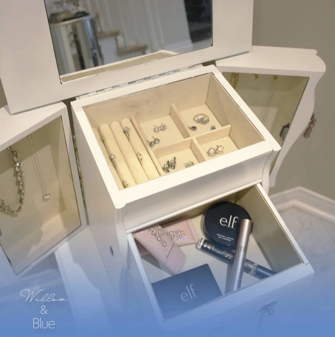 Elegant Refinished Free Standing Jewellery Box! - photo 4