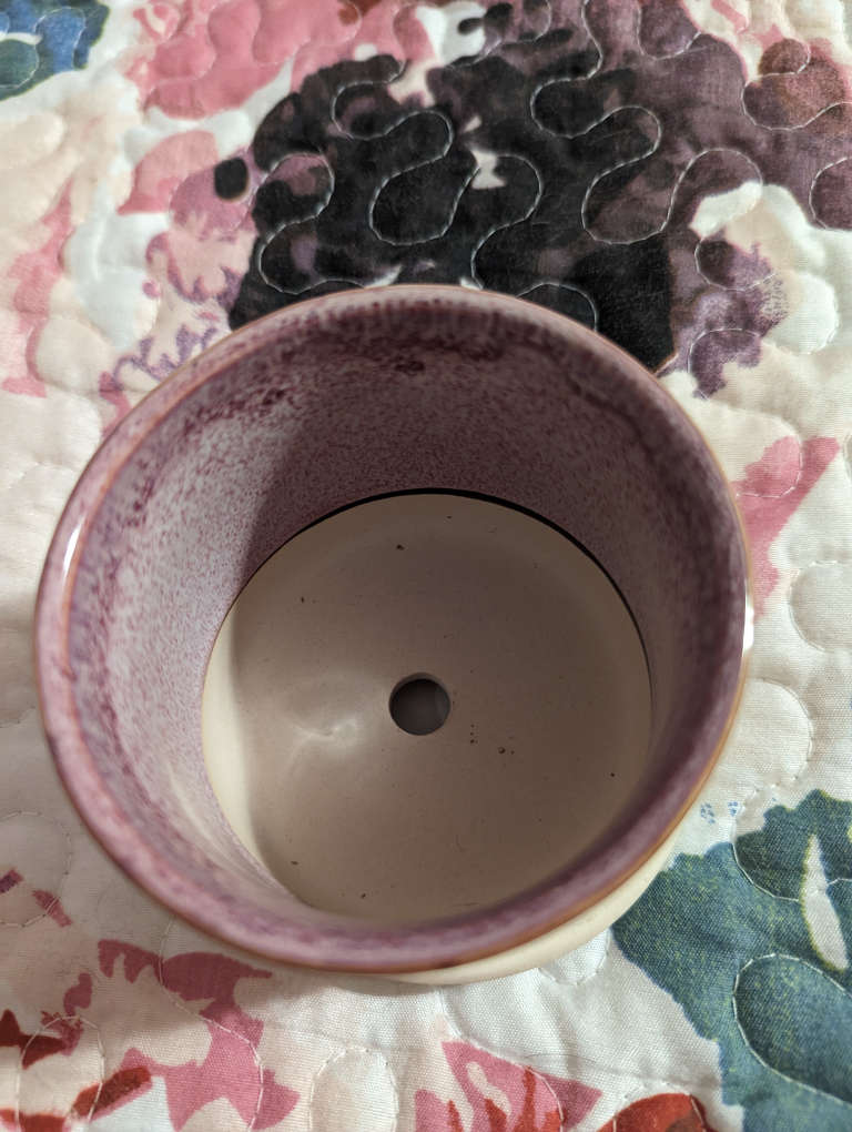 Small Ceramic planter pot image indicator(2)