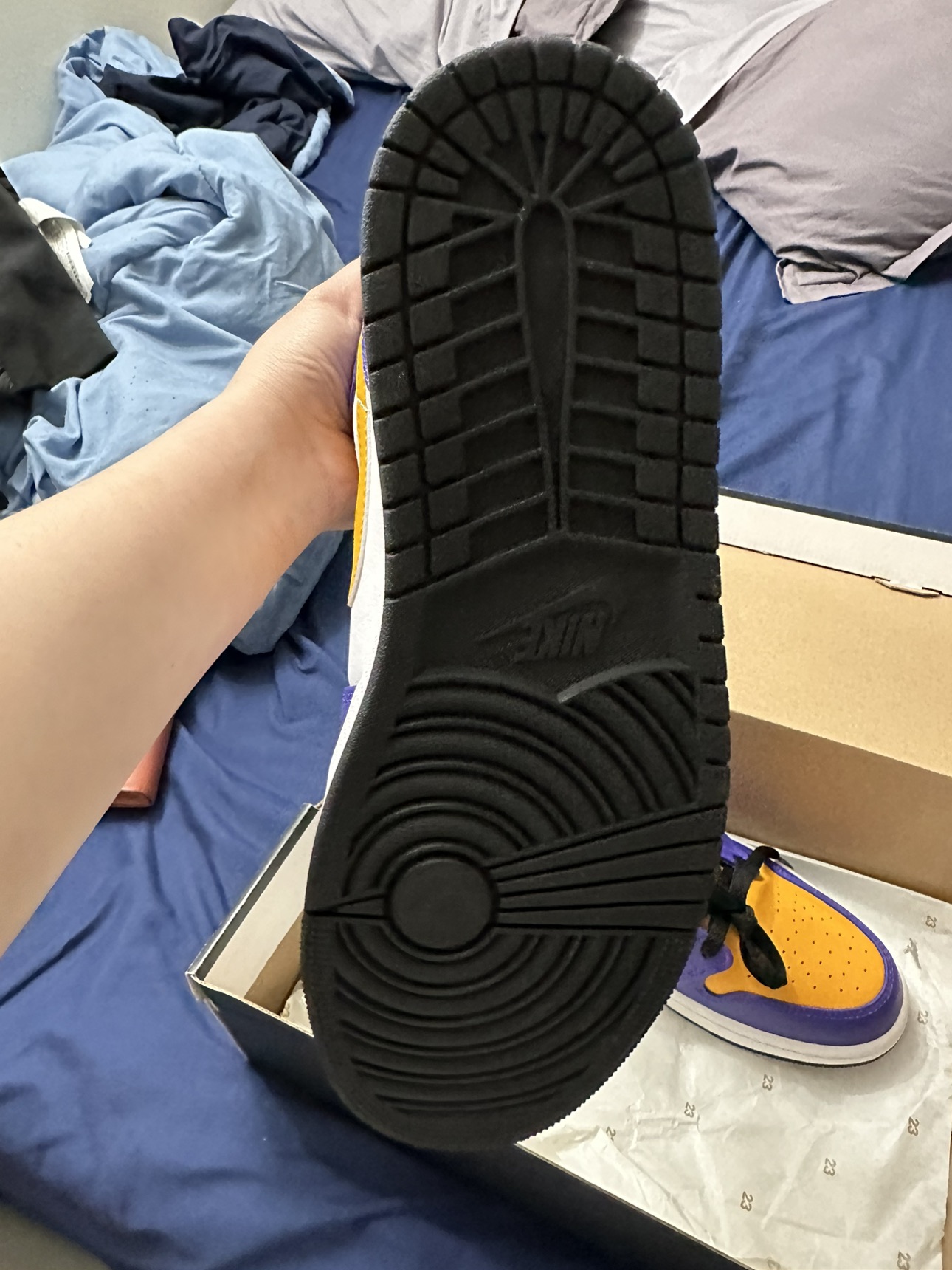 Jordan shoes size 10 image indicator(7)