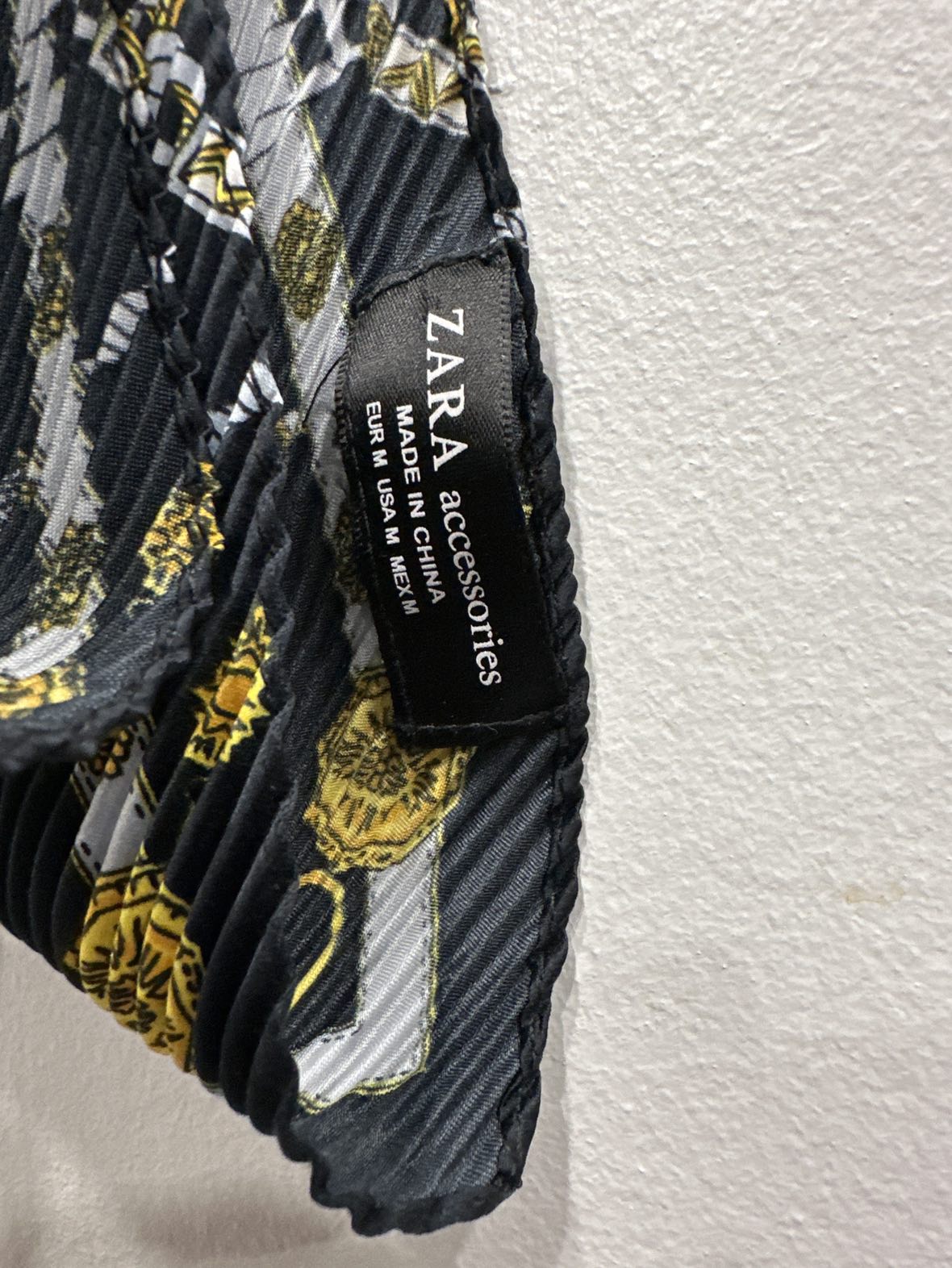 🥕Zara Scarf image indicator(2)