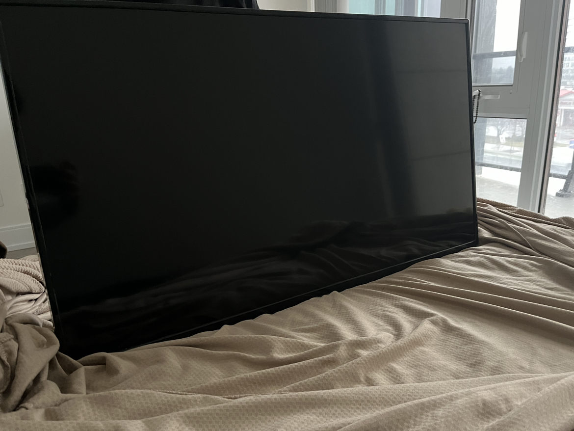 Panasonic LED Tv with stand -TC 40AS560 🧡