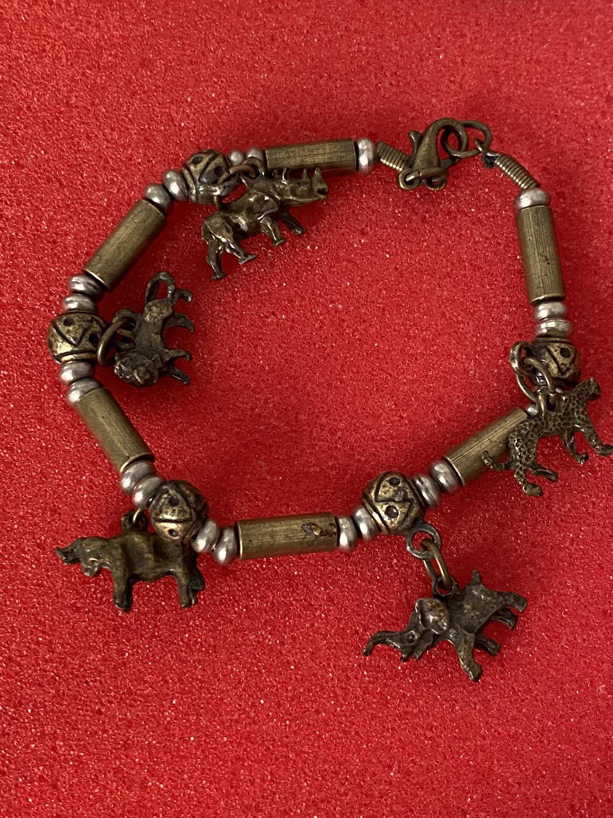 Bracelets Bracelets (read ad) image indicator(4)