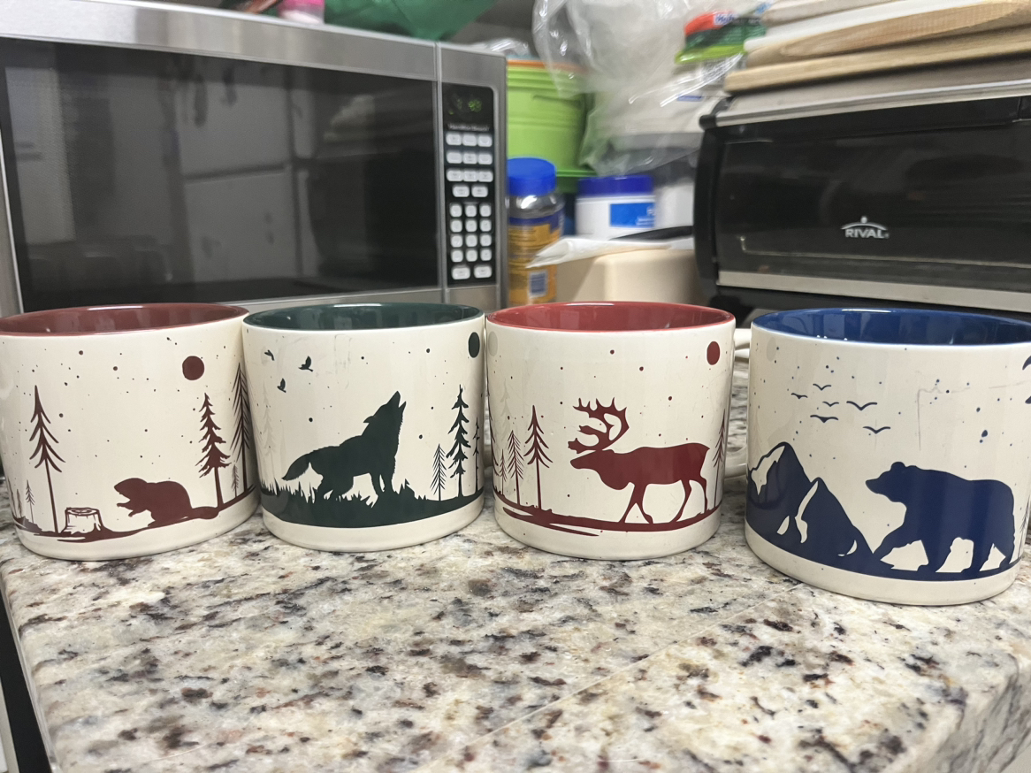 4 big Tim Hortons Christmas mug set thumbnail