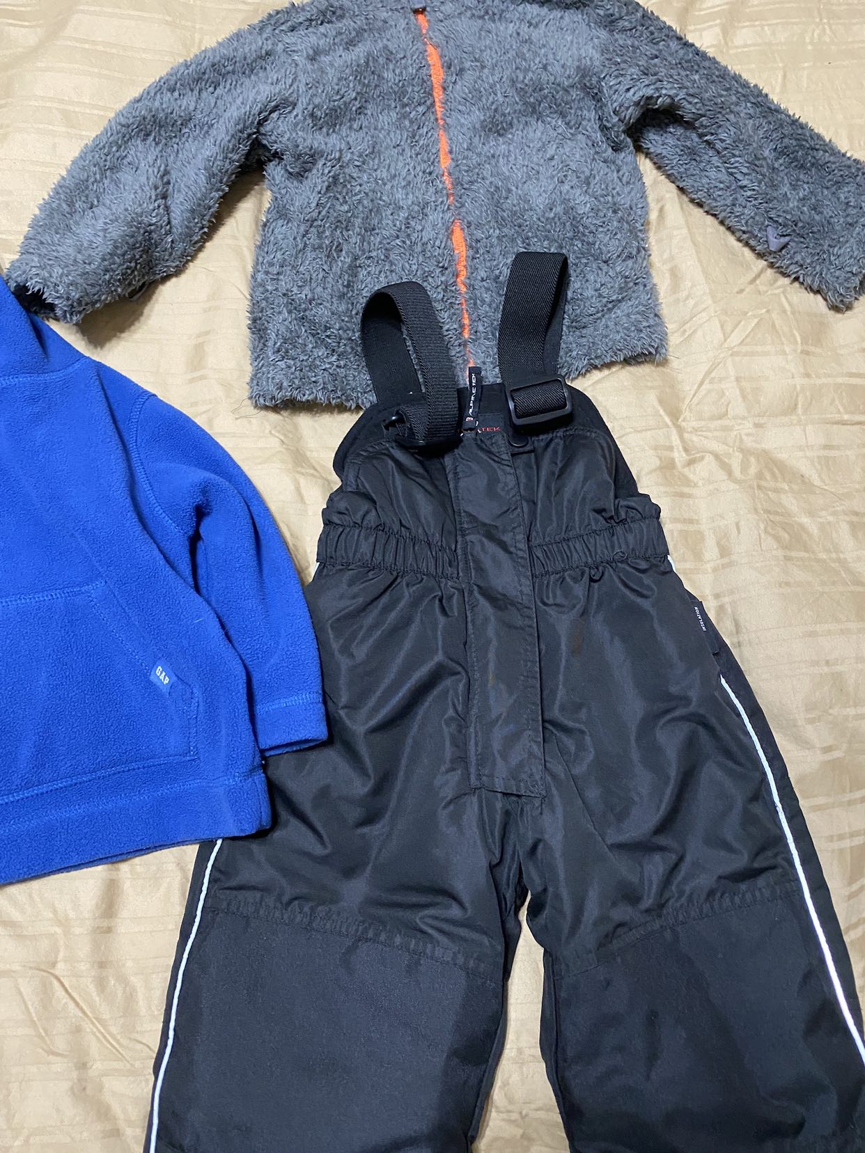 Baby snowsuit image indicator(2)